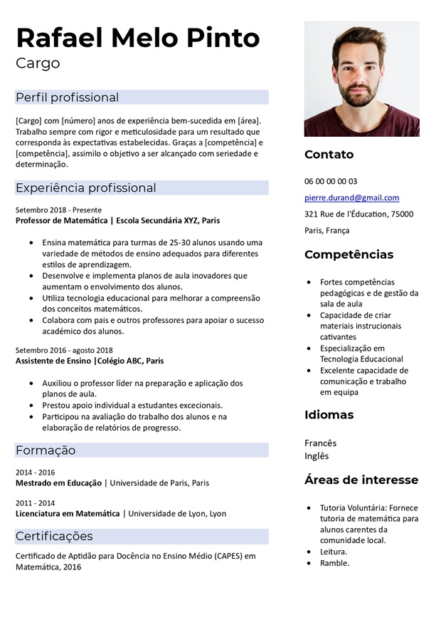 Modelo de currículo simples e atual